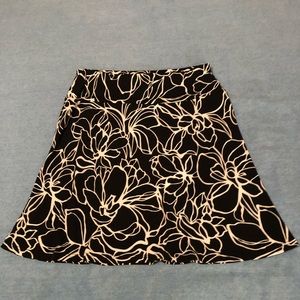 Flirty Skirt, White House / Black Market, Size Small